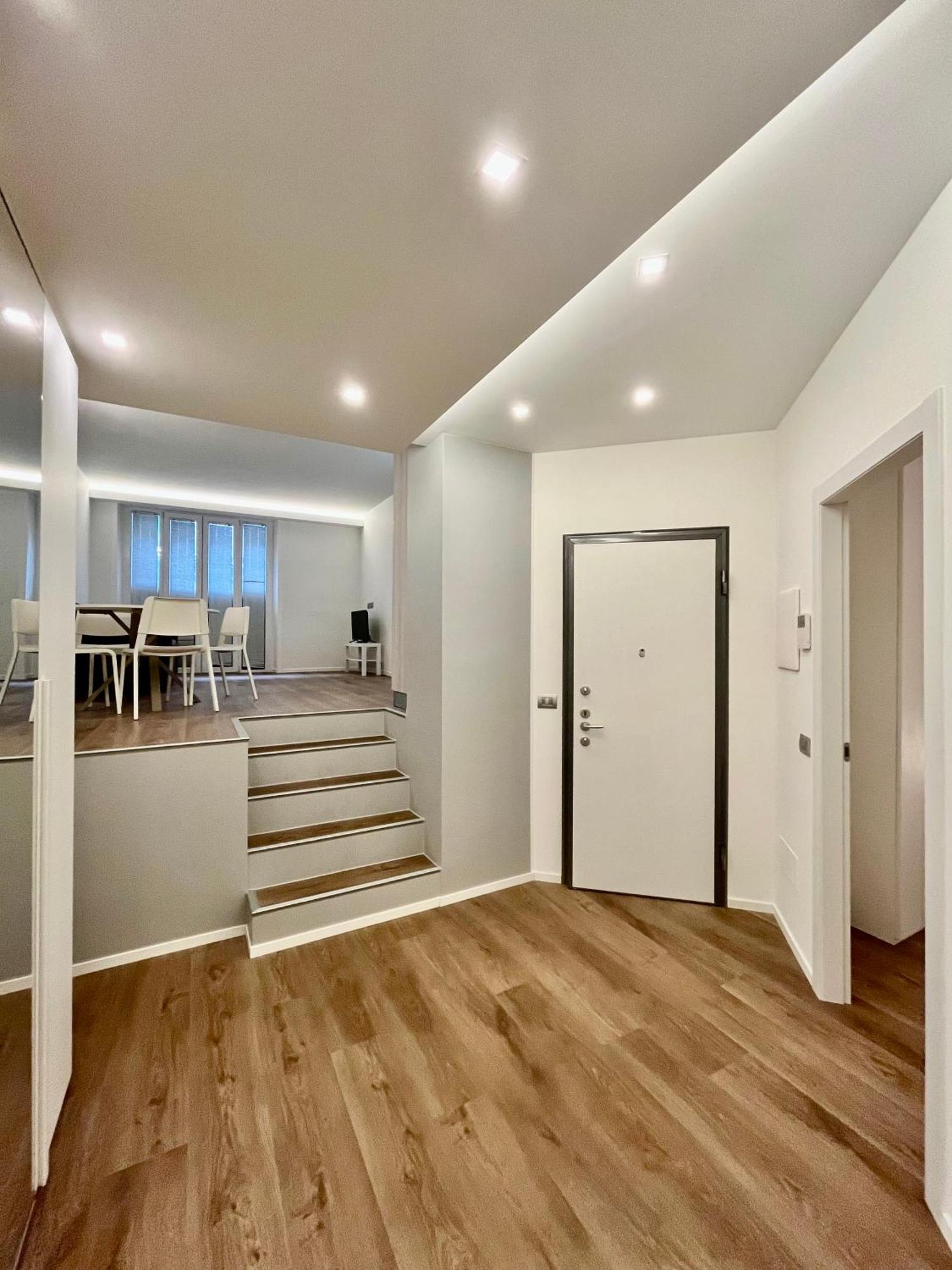 Central Side Apartment Milano Eksteriør bilde